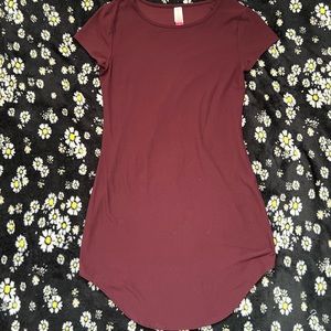 burgundy t-shirt dress